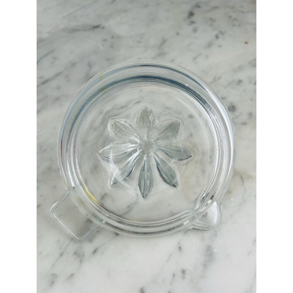 Vintage Clear Glass Juicer w/ Thumb Tab Handled Manual Small Reamer - Picture 8 of 11